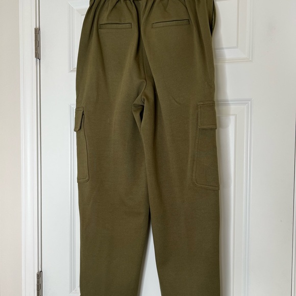 Boden Pull-on Cargo Knit Pants Olive Green Size 6 NWT - Picture 4 of 8
